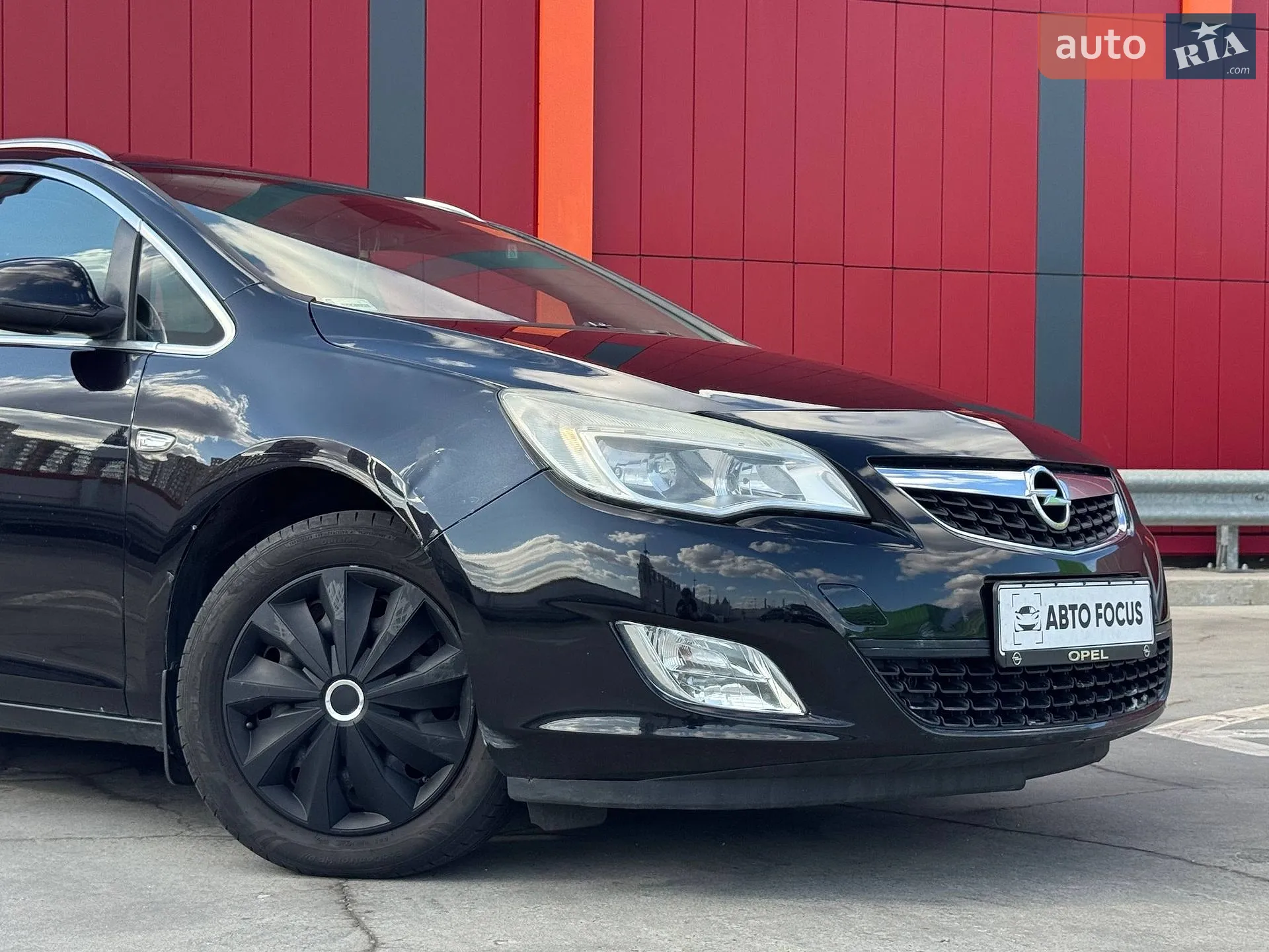 2011 Opel Astra - мініатюра 2