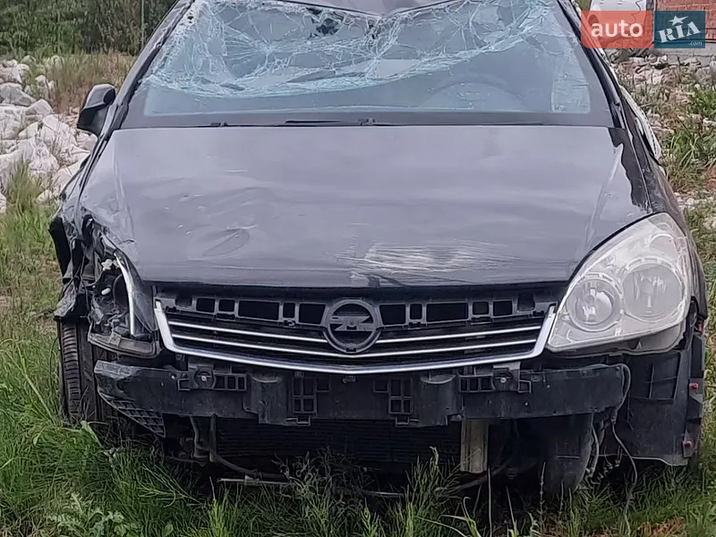 Opel Astra 2012