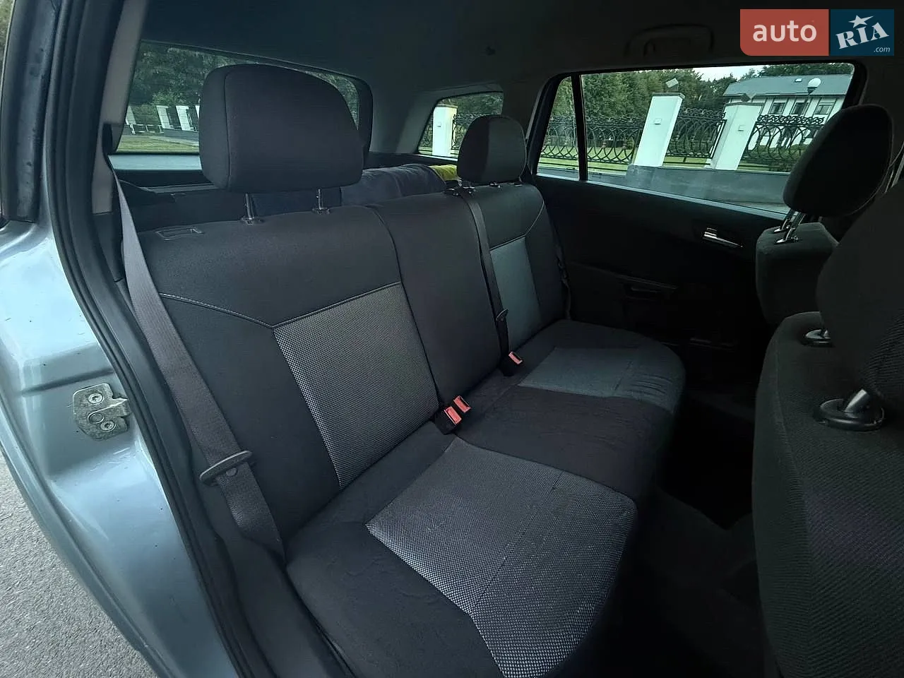 2010 Opel Astra - мініатюра 36