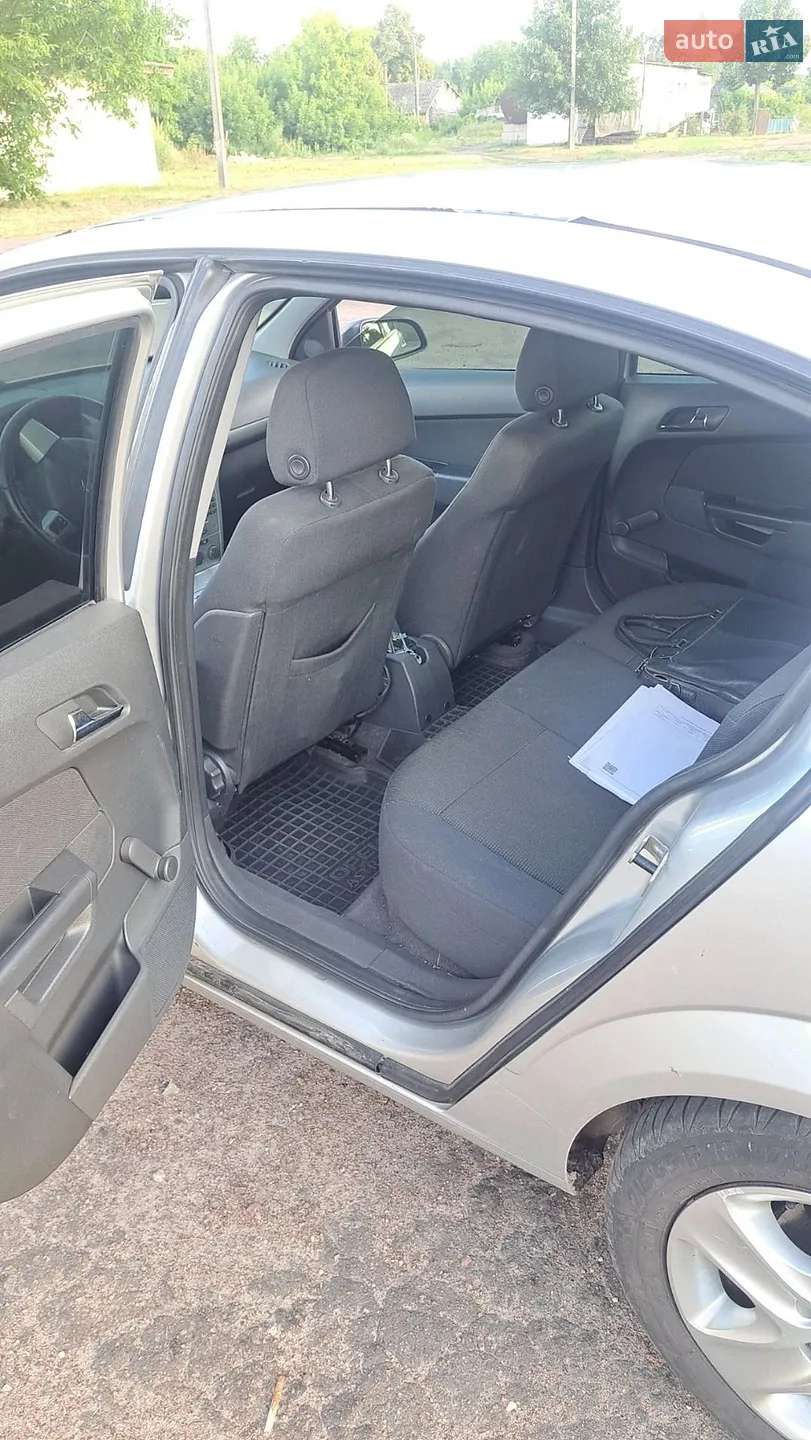2012 Opel Astra - мініатюра 12