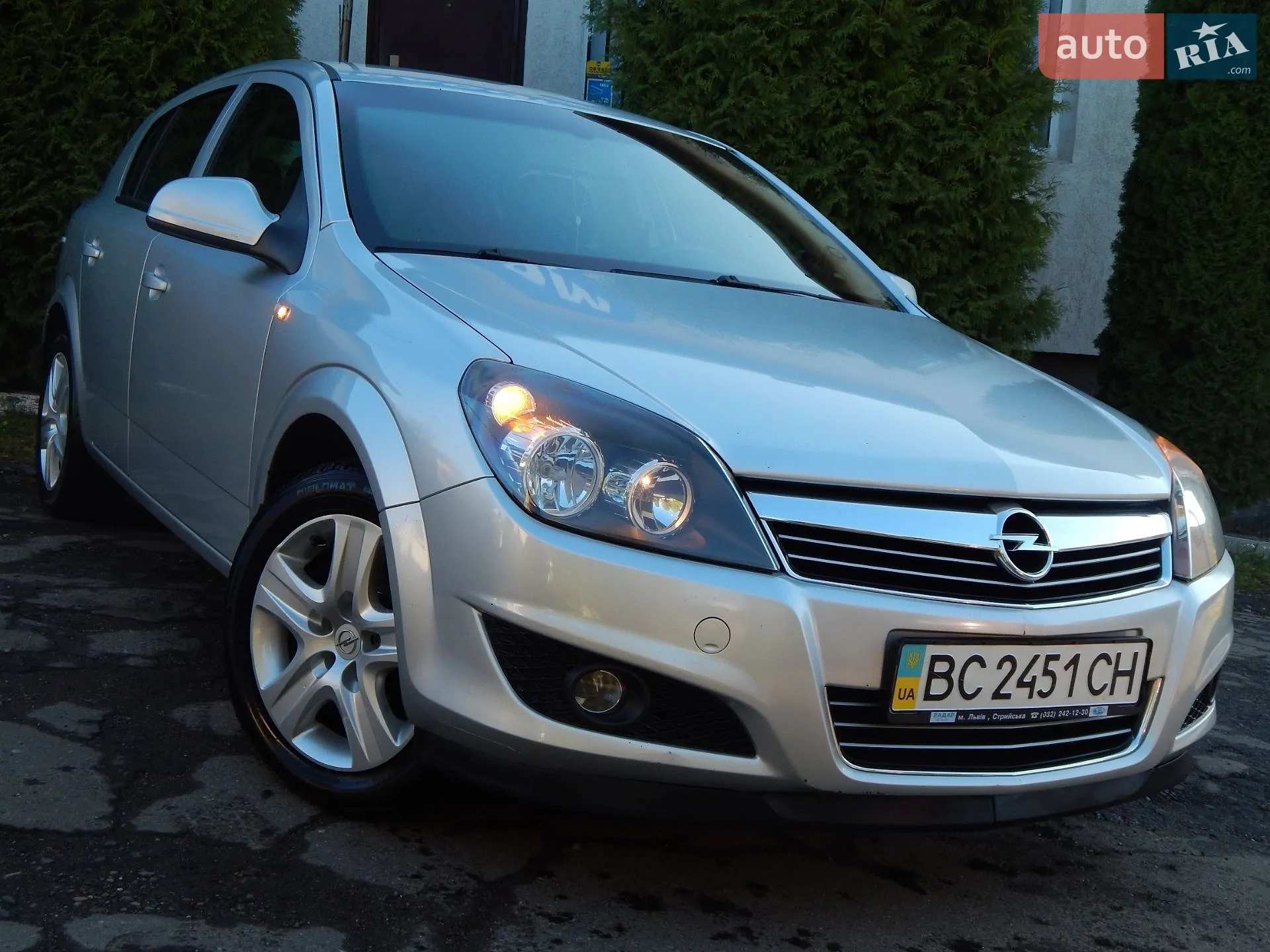 2010 Opel Astra - мініатюра 3