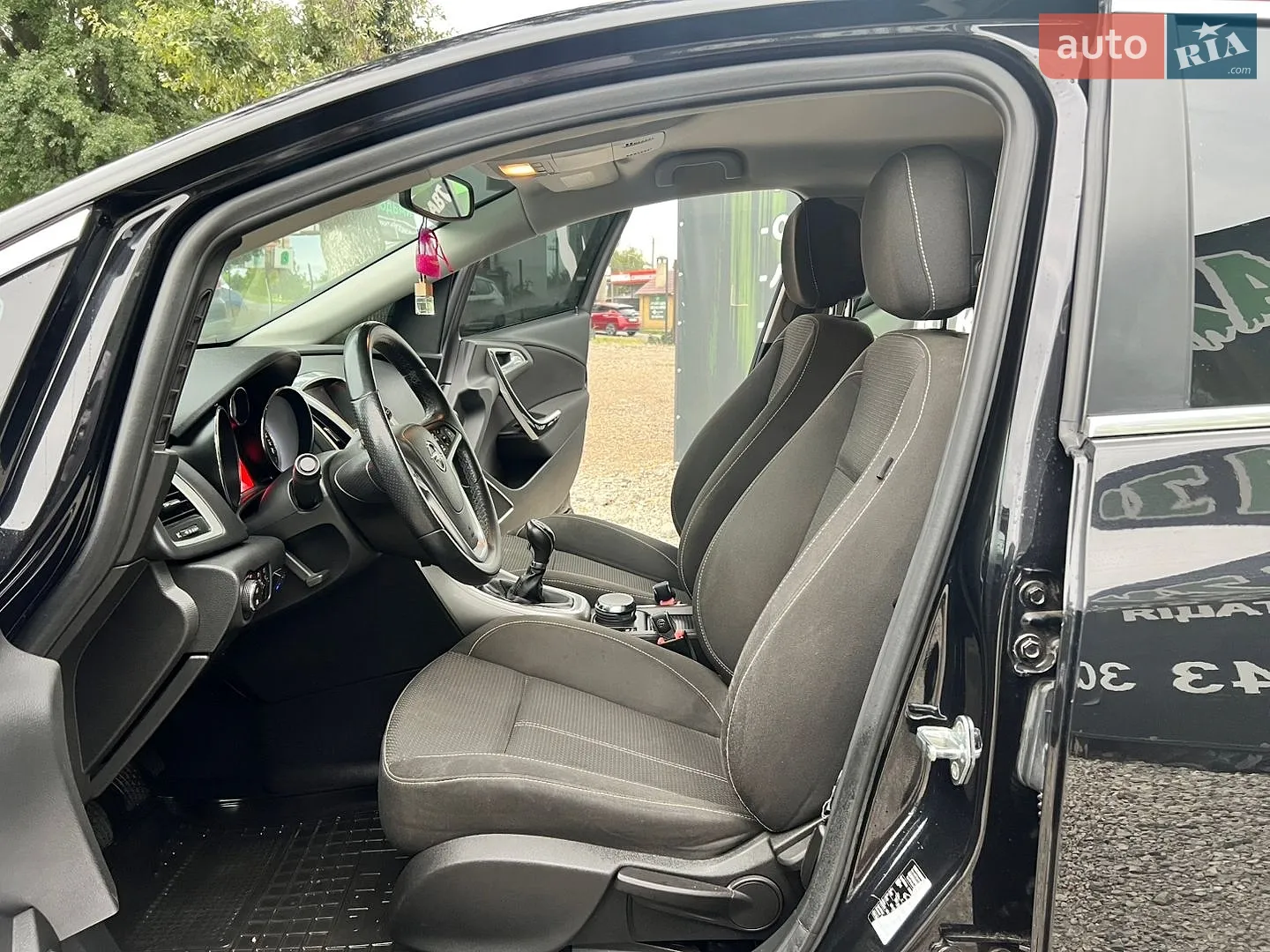 2010 Opel Astra - мініатюра 9