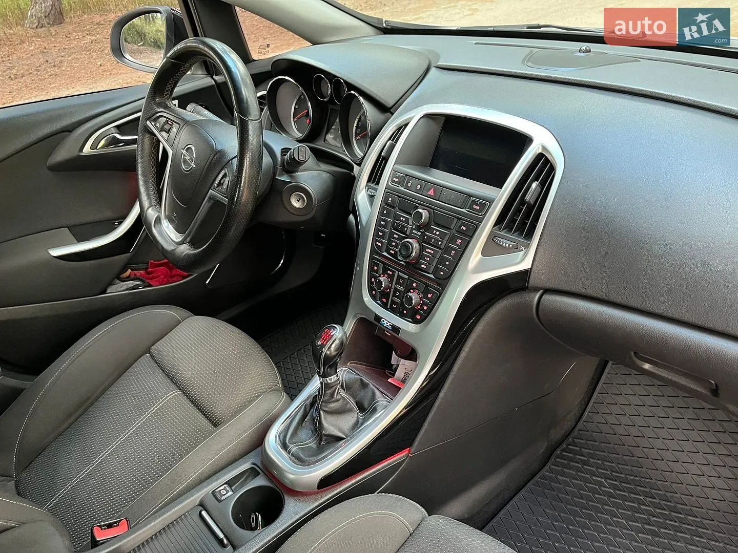 2011 Opel Astra - мініатюра 26