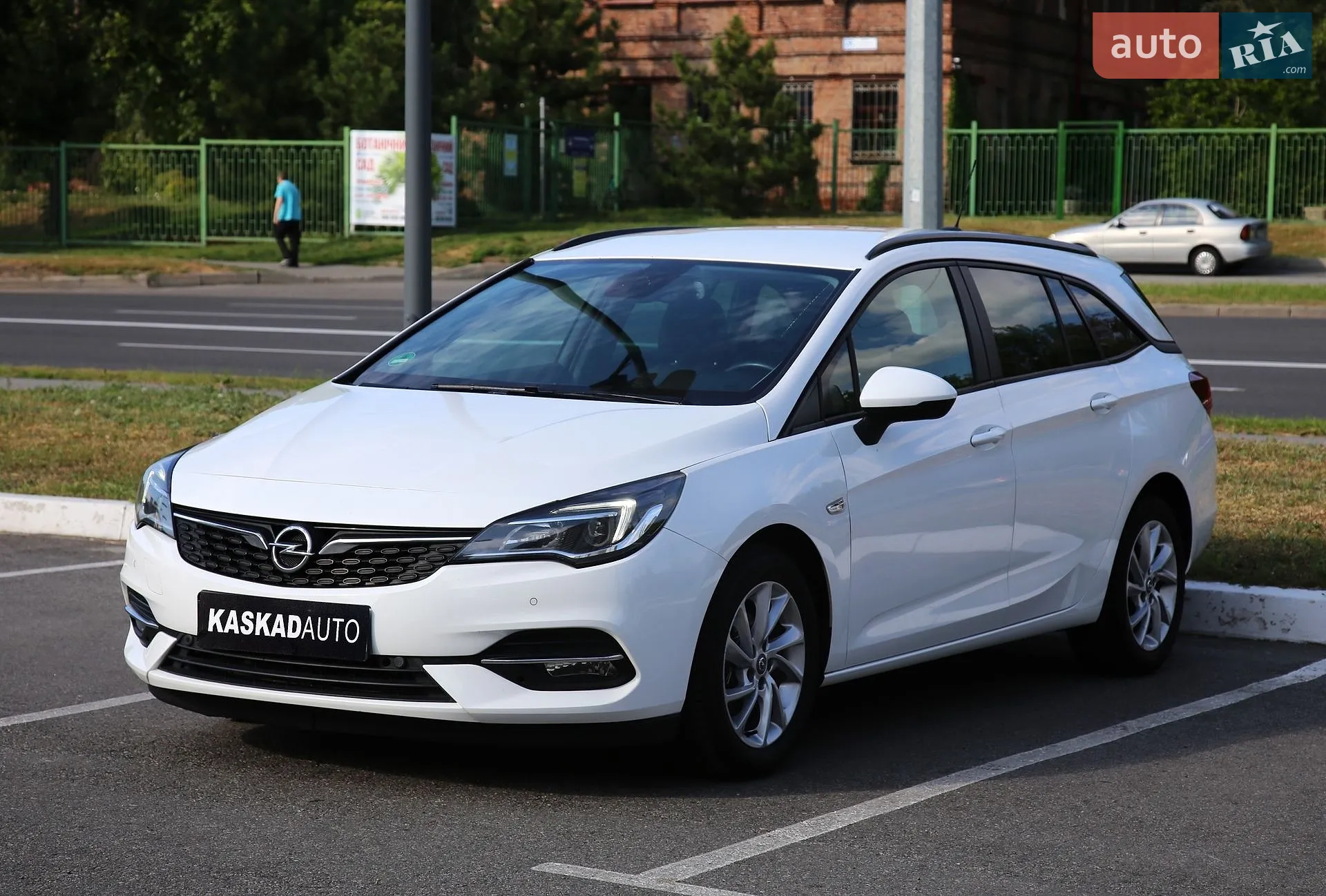2020 Opel Astra - фото 1