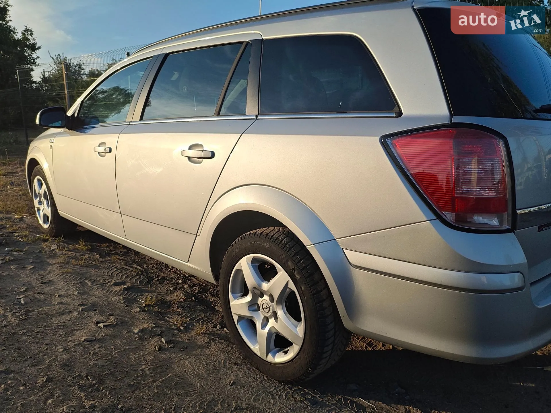 2010 Opel Astra - мініатюра 6