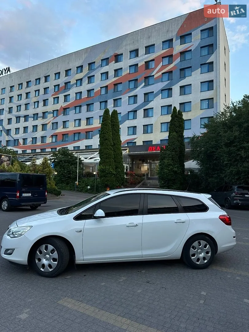 2012 Opel Astra - мініатюра 3