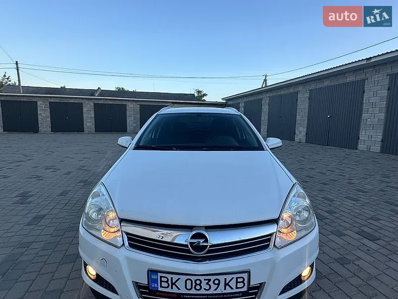 Opel Astra 2008