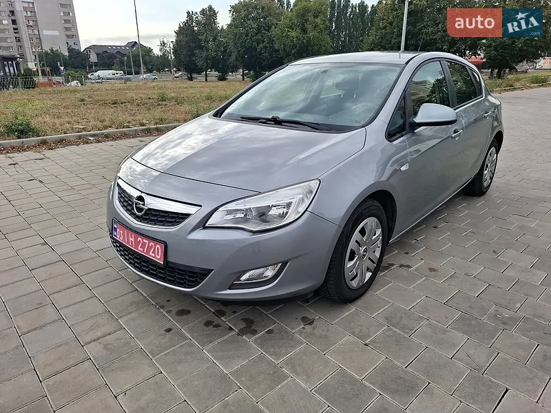 Opel Astra 2010
