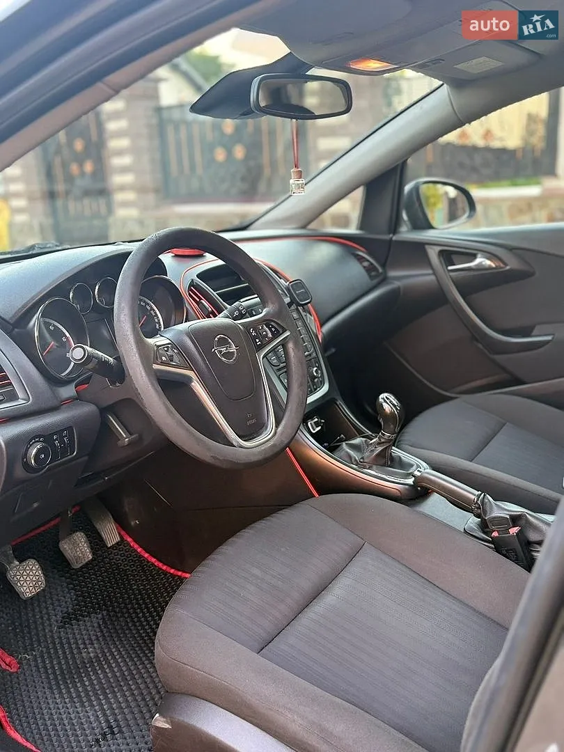 2011 Opel Astra - мініатюра 12