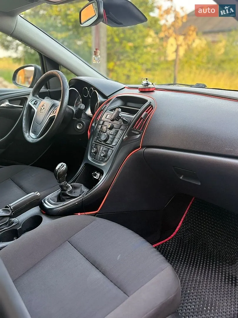 2011 Opel Astra - мініатюра 13
