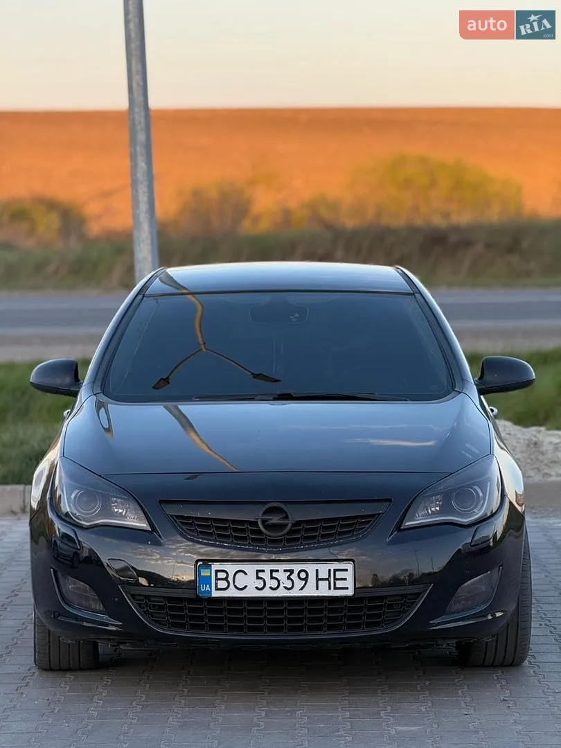2010 Opel Astra - мініатюра 2