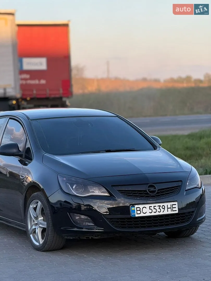 2010 Opel Astra - мініатюра 4