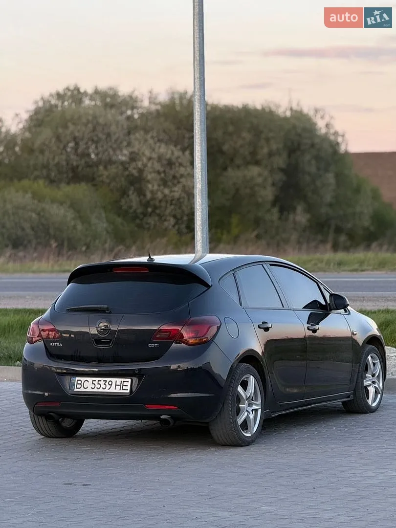 2010 Opel Astra - мініатюра 13