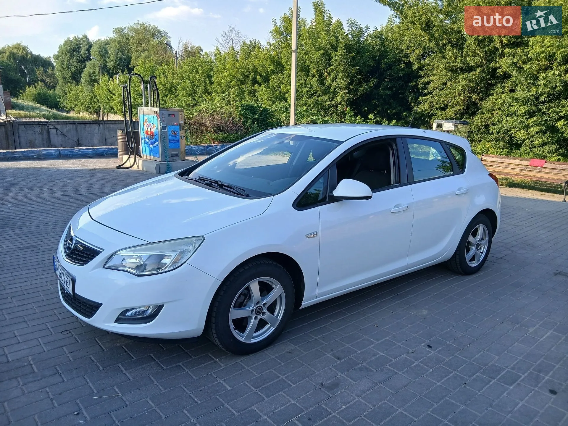 2010 Opel Astra - мініатюра 3