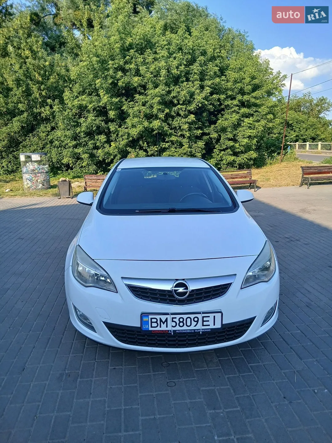 2010 Opel Astra - фото 1