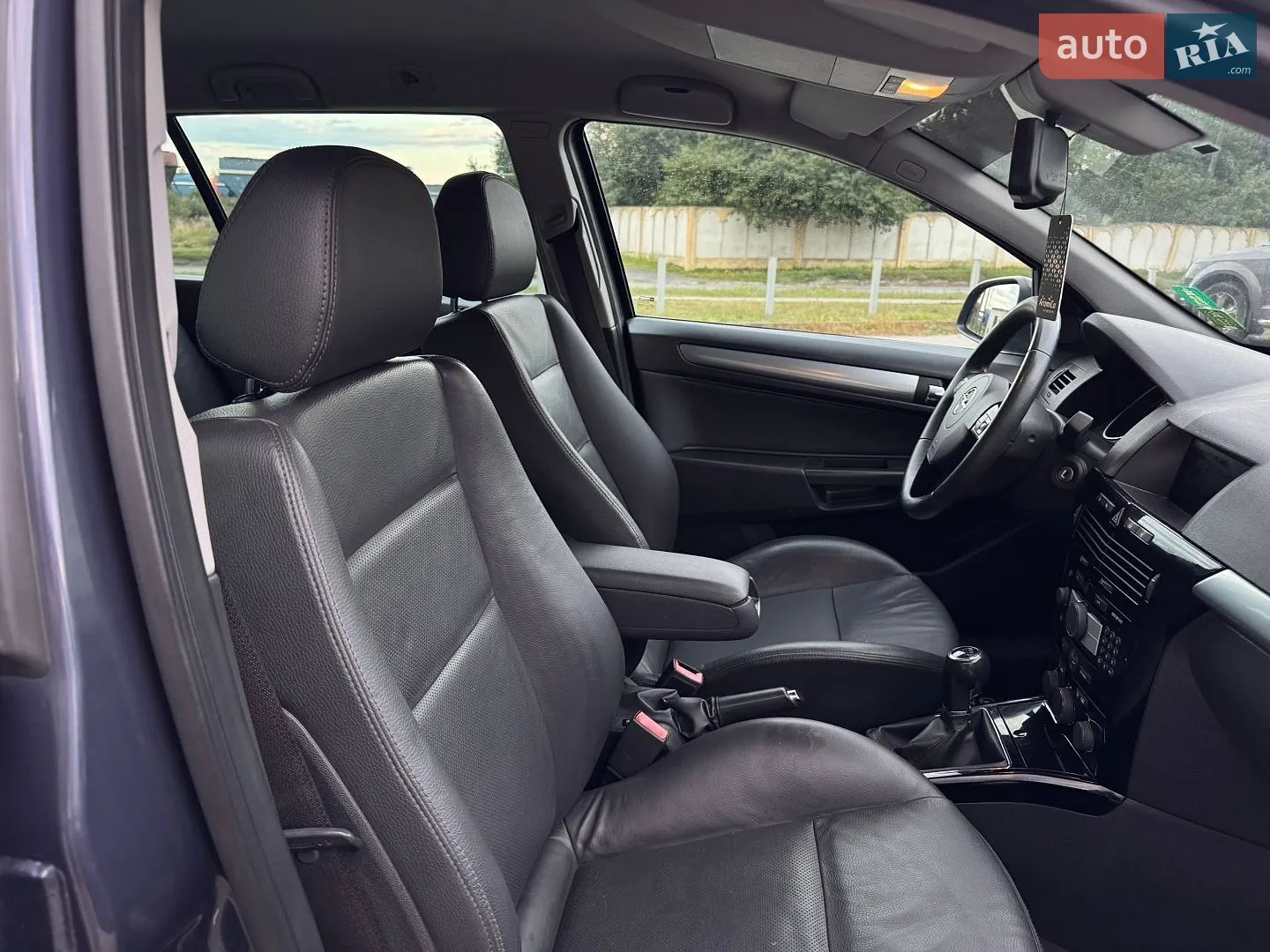 2010 Opel Astra - мініатюра 23