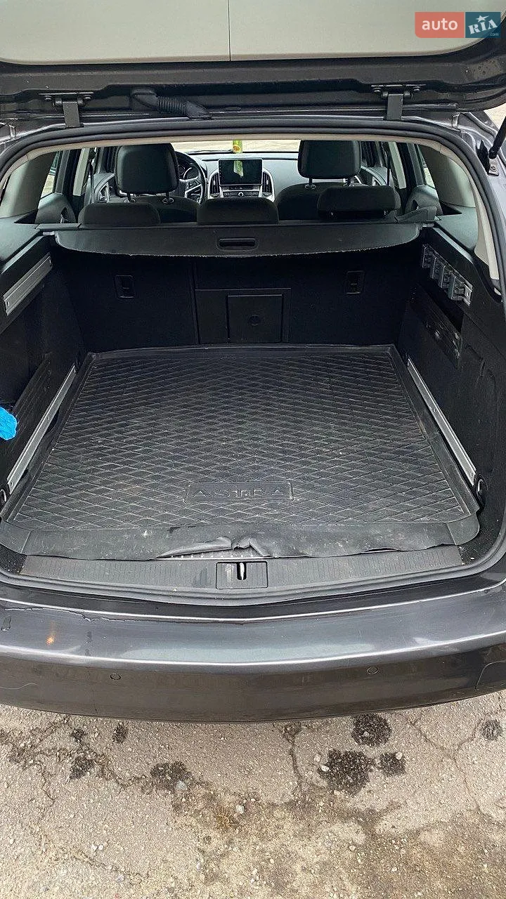 2011 Opel Astra - мініатюра 10