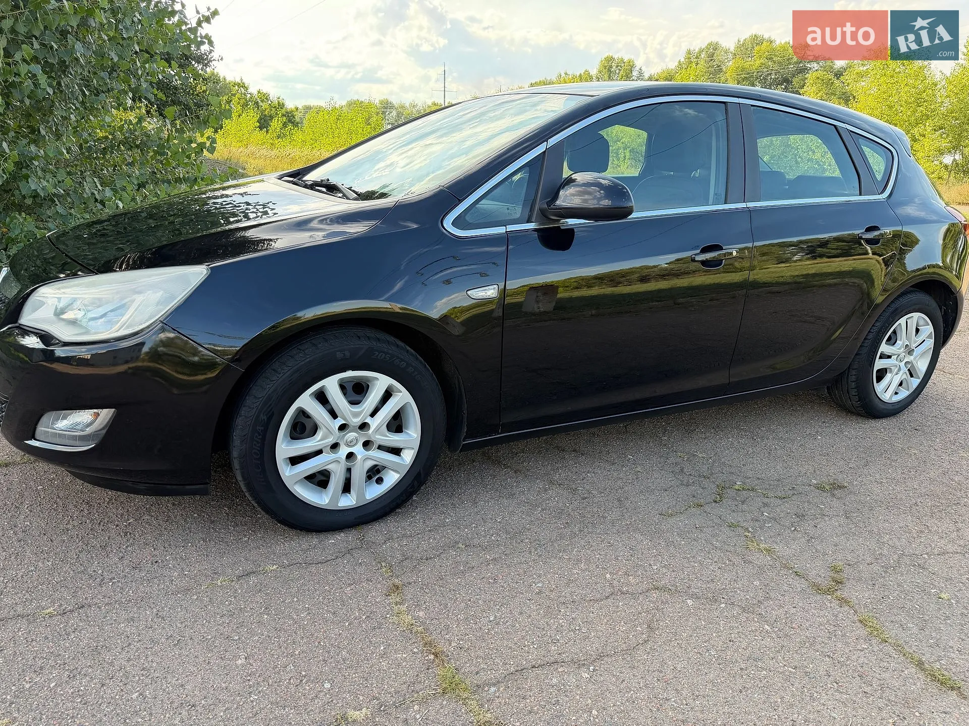 2010 Opel Astra - мініатюра 3