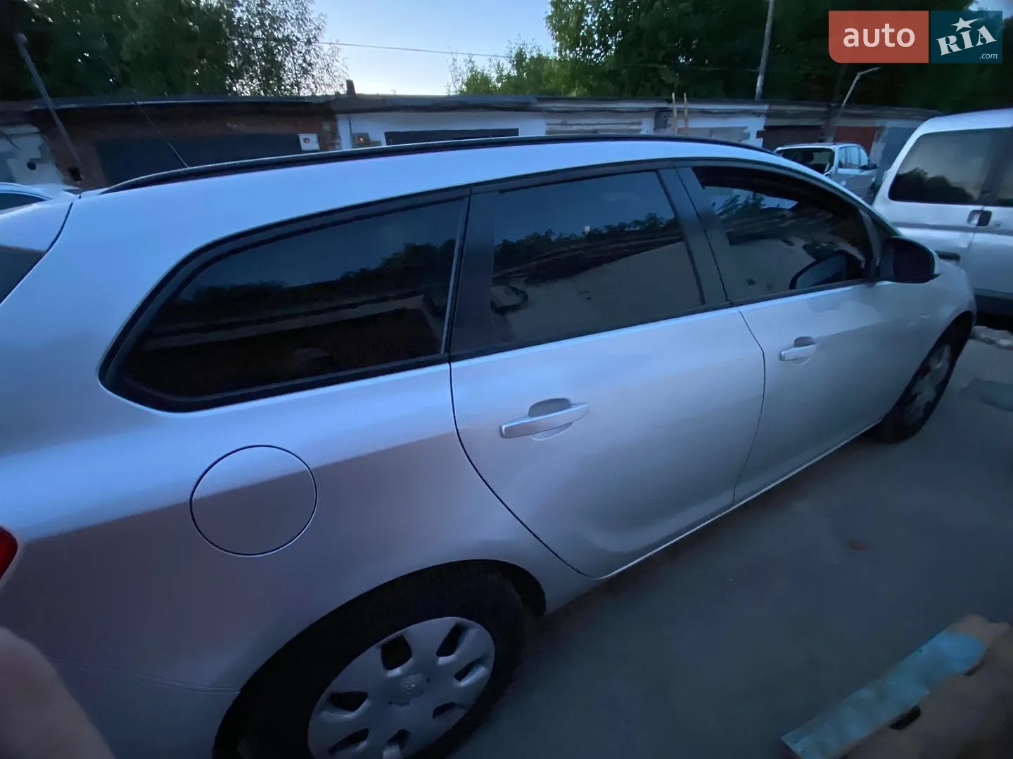 2011 Opel Astra - мініатюра 10