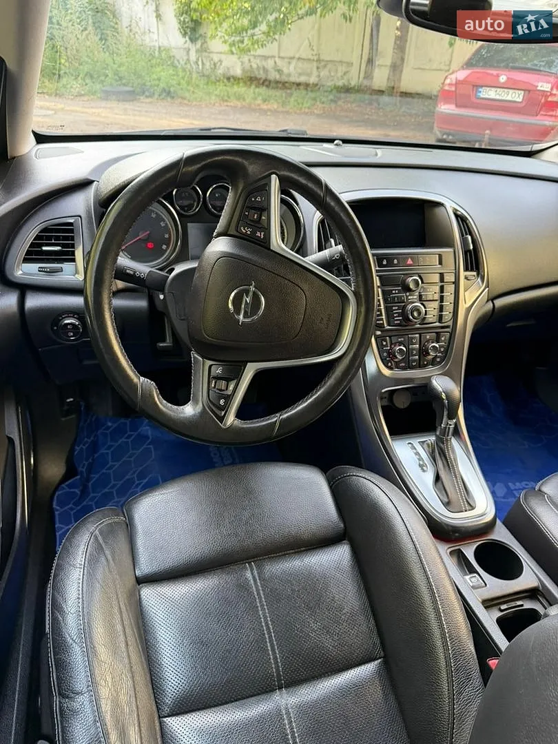2011 Opel Astra - мініатюра 21