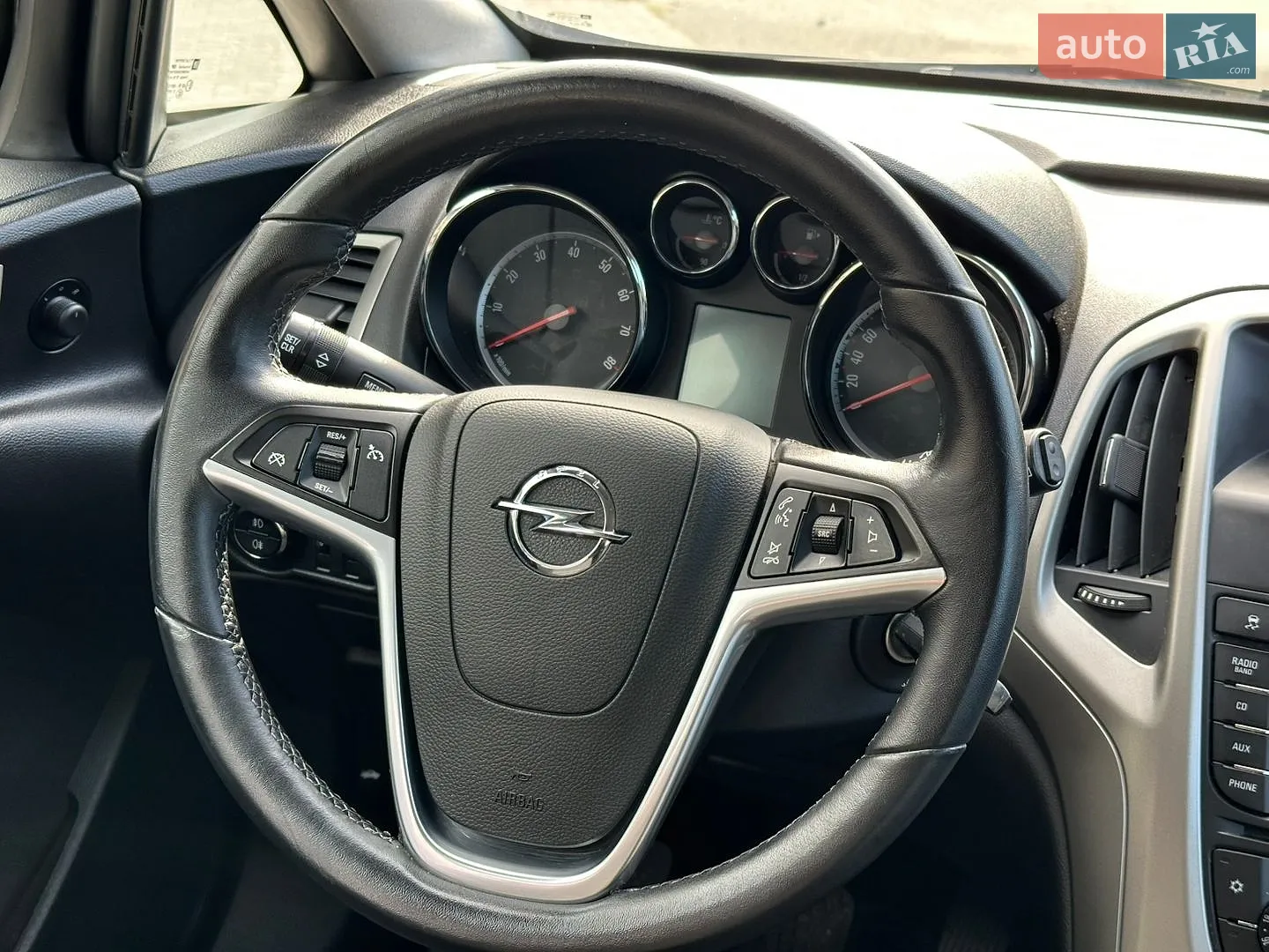 2012 Opel Astra - мініатюра 28