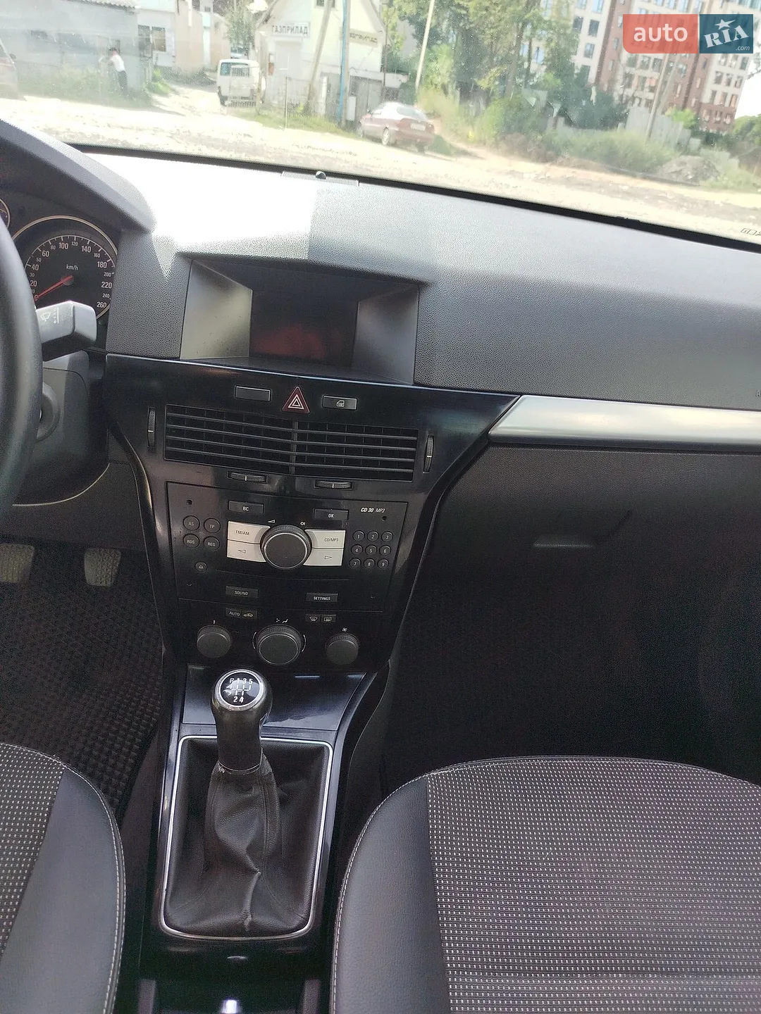 2010 Opel Astra - мініатюра 11
