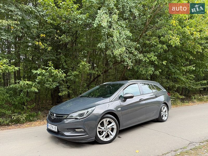 Универсал Opel Astra 2016 в Хмельницком