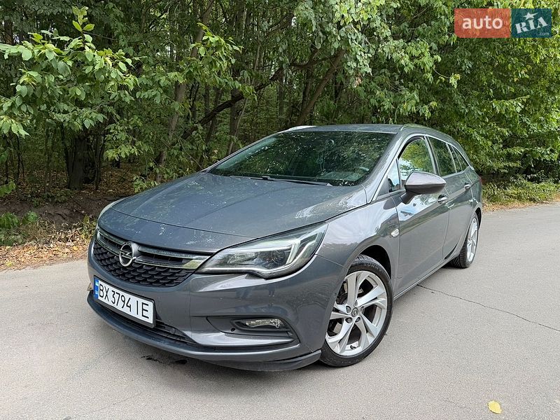 Универсал Opel Astra 2016 в Хмельницком