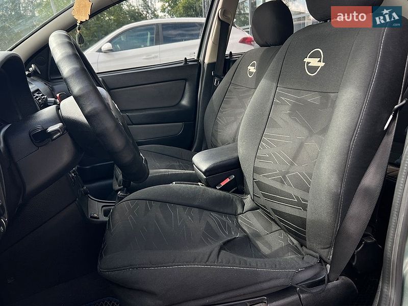 Седан Opel Astra 2008 в Ивано-Франковске фото 9 Седан Opel Astra 2008 в Ивано-Франковске