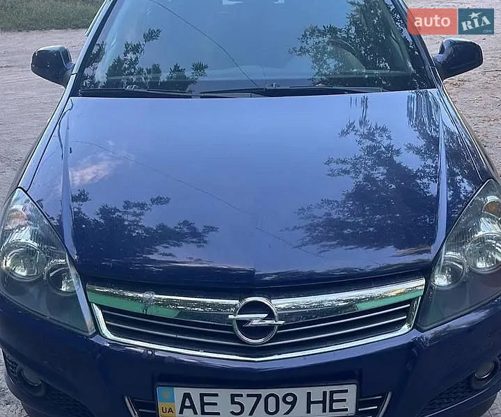 Opel Astra 2013
