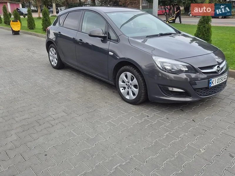 Opel Astra 2014