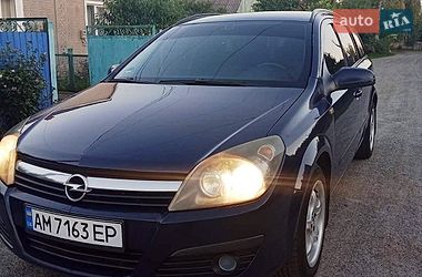 Универсал Opel Astra 2006 в Романове