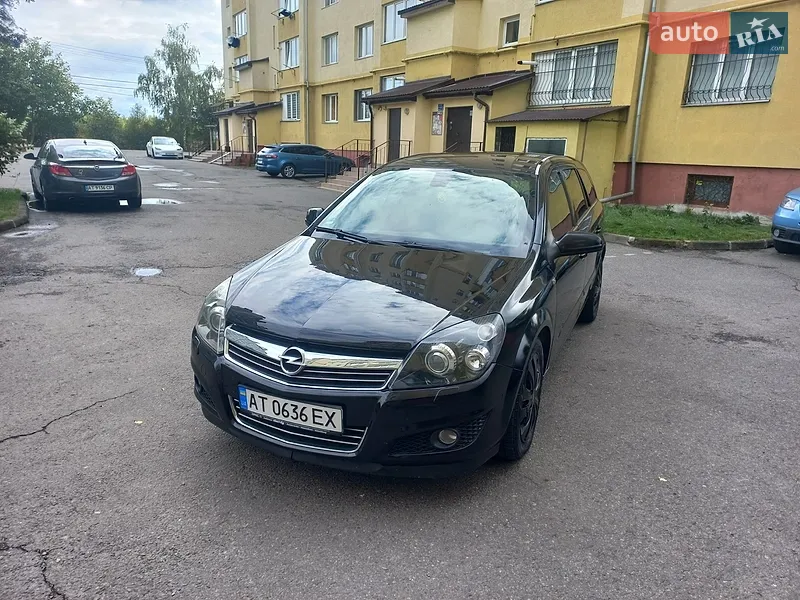 Opel Astra 2010