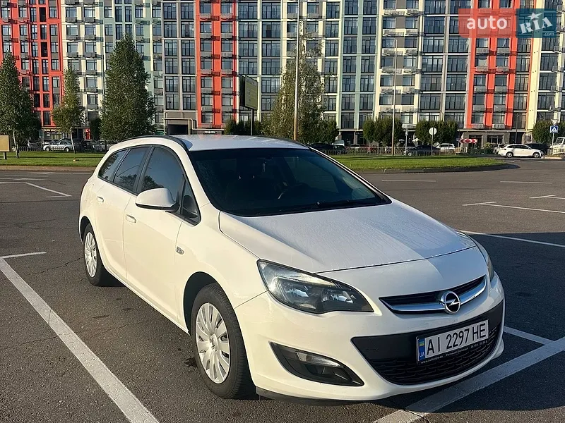 Opel Astra 2014