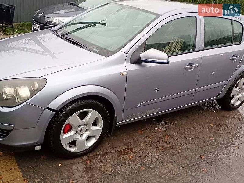 Универсал Opel Astra 2004 в Млинове фото 2 Универсал Opel Astra 2004 в Млинове