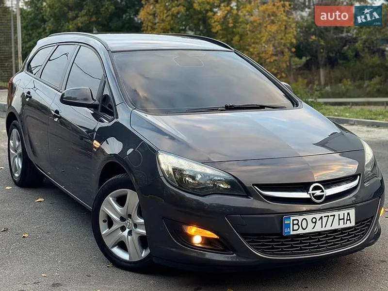 Opel Astra 2014