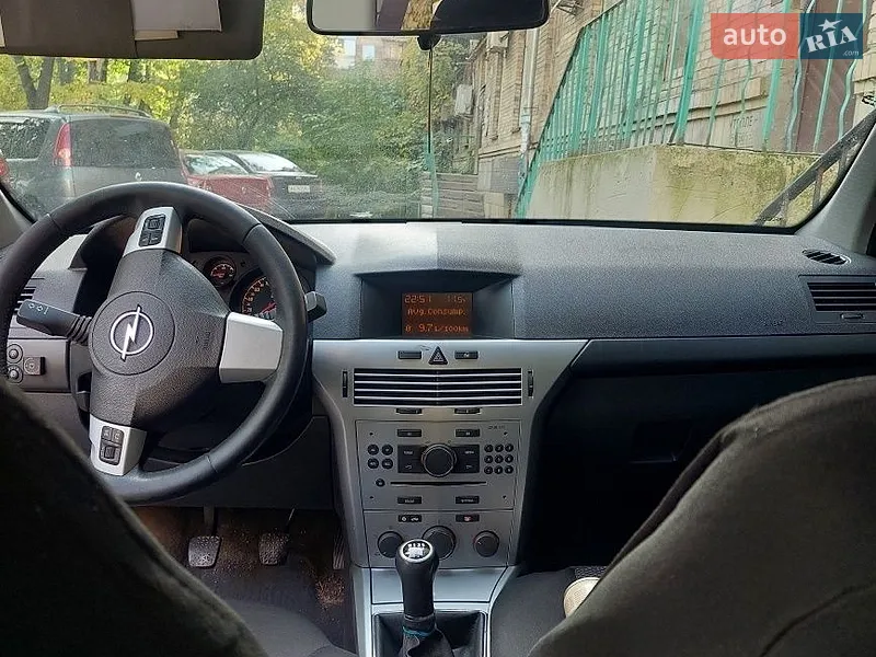 Opel Astra 2013