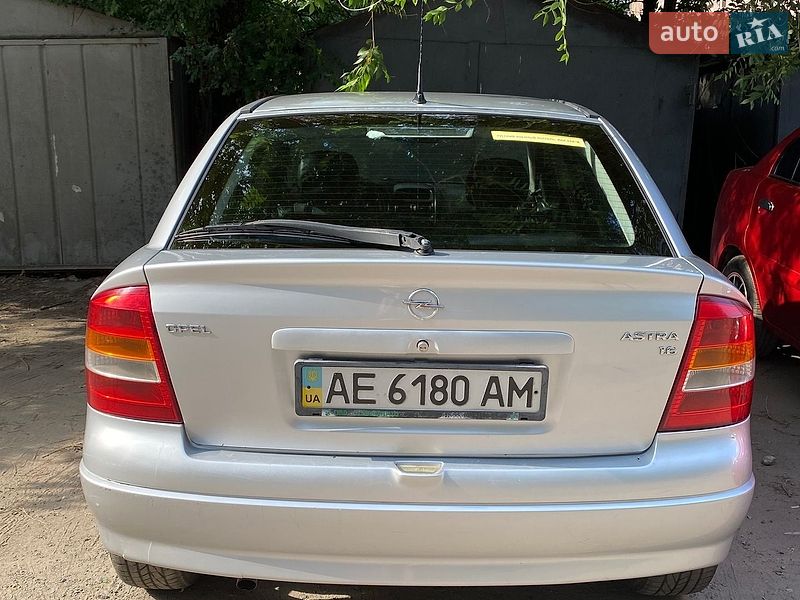 Хэтчбек Opel Astra 2002 в Самаре
