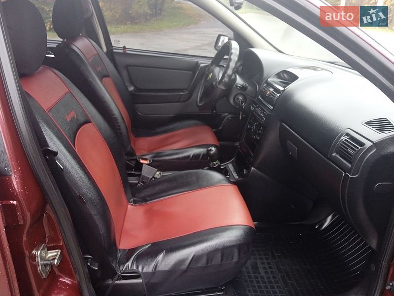 Седан Opel Astra 2008 в Славуте