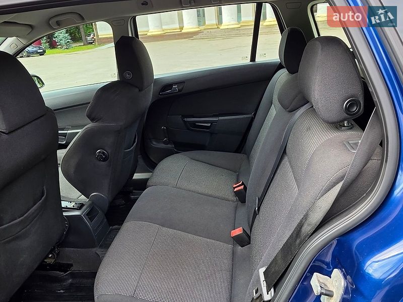 Универсал Opel Astra 2007 в Киеве