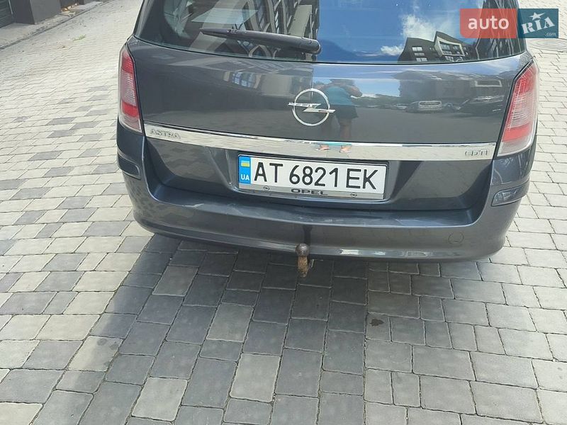Универсал Opel Astra 2009 в Ивано-Франковске
