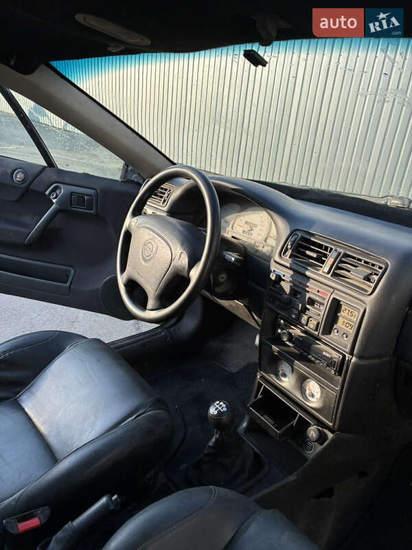 Купе Opel Calibra 1995 в Киеве