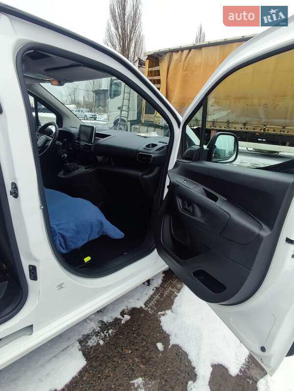 Грузопассажирский фургон Opel Combo Cargo 2019 в Житомире