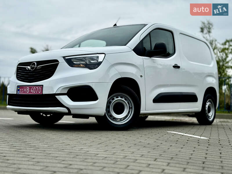 Вантажний фургон Opel Combo Cargo 2020 в Трускавці
