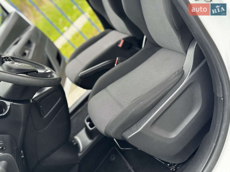 Вантажний фургон Opel Combo Cargo 2020 в Трускавці