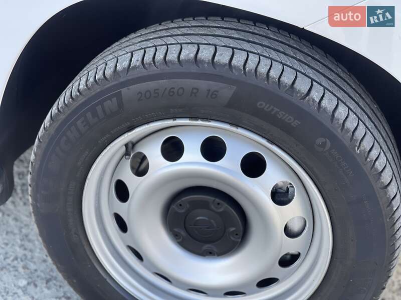 Грузовой фургон Opel Combo Cargo 2020 в Дубно