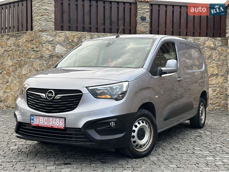 Вантажний фургон Opel Combo Cargo 2020 в Рівному фото Вантажний фургон Opel Combo Cargo 2020 в Рівному