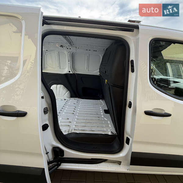 Грузовой фургон Opel Combo Cargo 2020 в Виннице фото 26 Грузовой фургон Opel Combo Cargo 2020 в Виннице