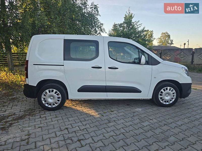 Грузовой фургон Opel Combo Cargo 2021 в Стрые
