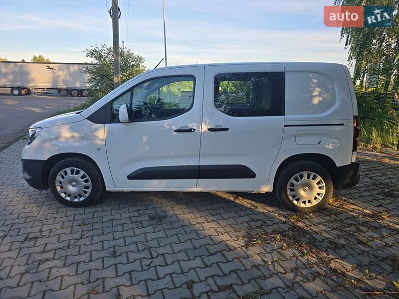 Грузовой фургон Opel Combo Cargo 2021 в Стрые